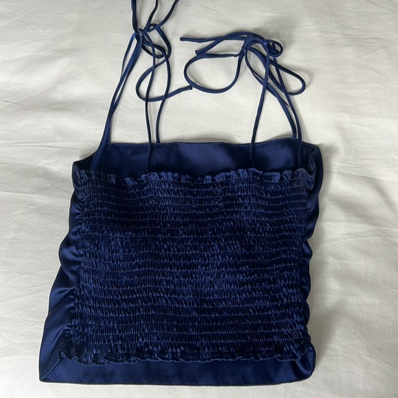 URBAN OUTFITTERS BLUE BELLA TIE SHOULDER TOP - Picture 4 of 5